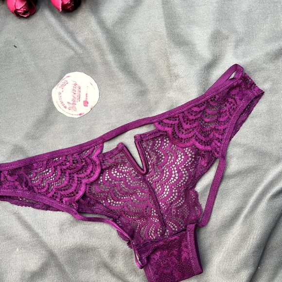 Lace penty - Picture 3 of 3